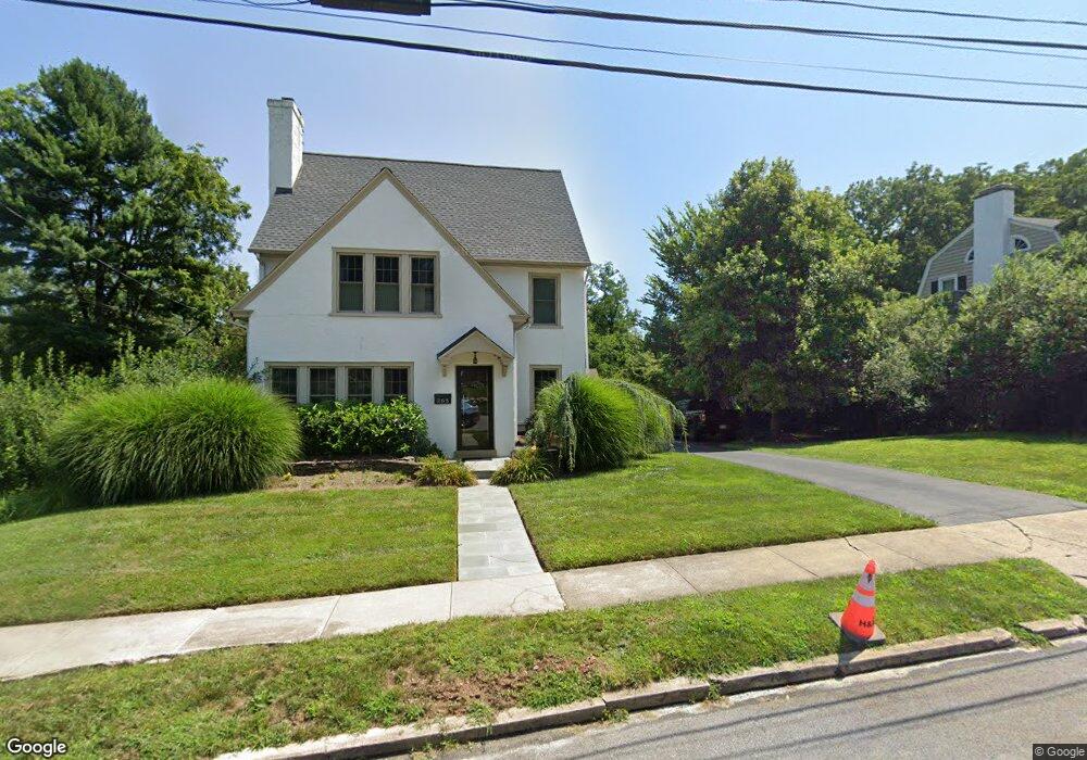 275 N Broad St, Kennett Square, PA 19348 - photo 1