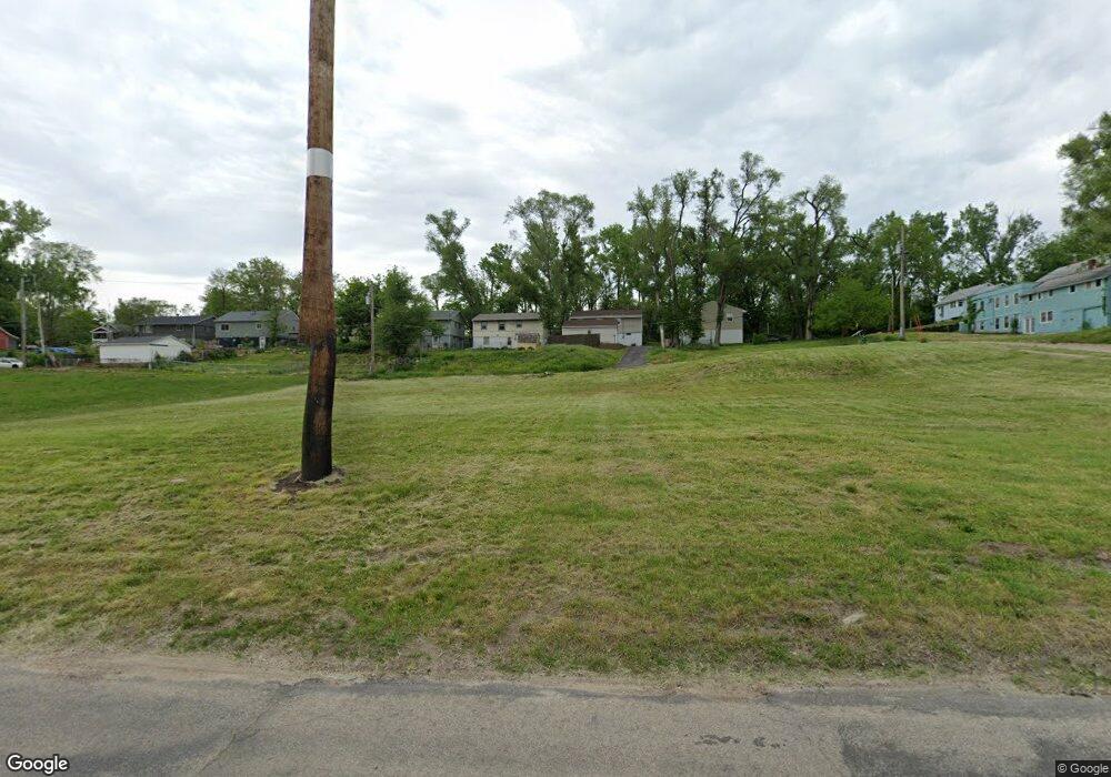 1728 15th Ave SE, Cedar Rapids, IA 52401 - photo 1