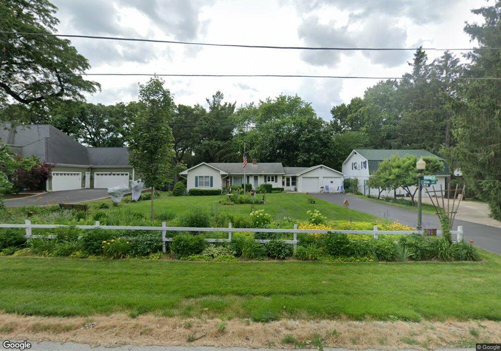 8S542 River Dr, Naperville, IL 60565 - photo 1