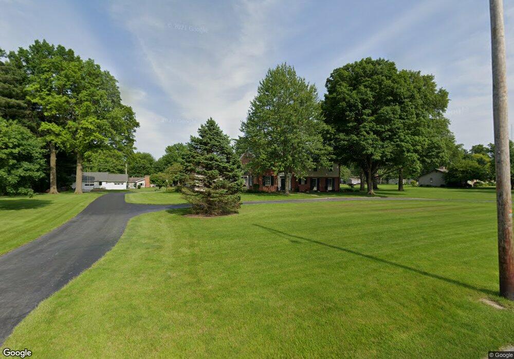 827 S Wayne St, Bluffton, IN 46714 - photo 1