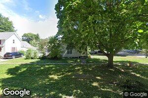 229 E South St, Moweaqua, IL 62550
