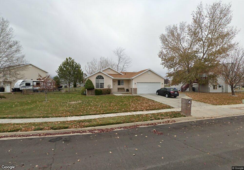 2104 N 2360 W, Clearfield, UT 84015 - photo 1