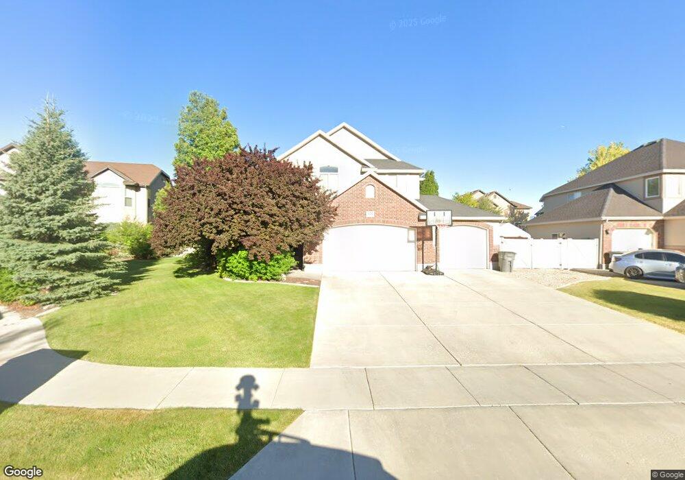 10282 Chestnut View Ct, South Jordan, UT 84095 - photo 1