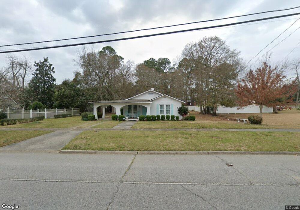 81 College St, Mc Rae, GA 31055 - photo 1
