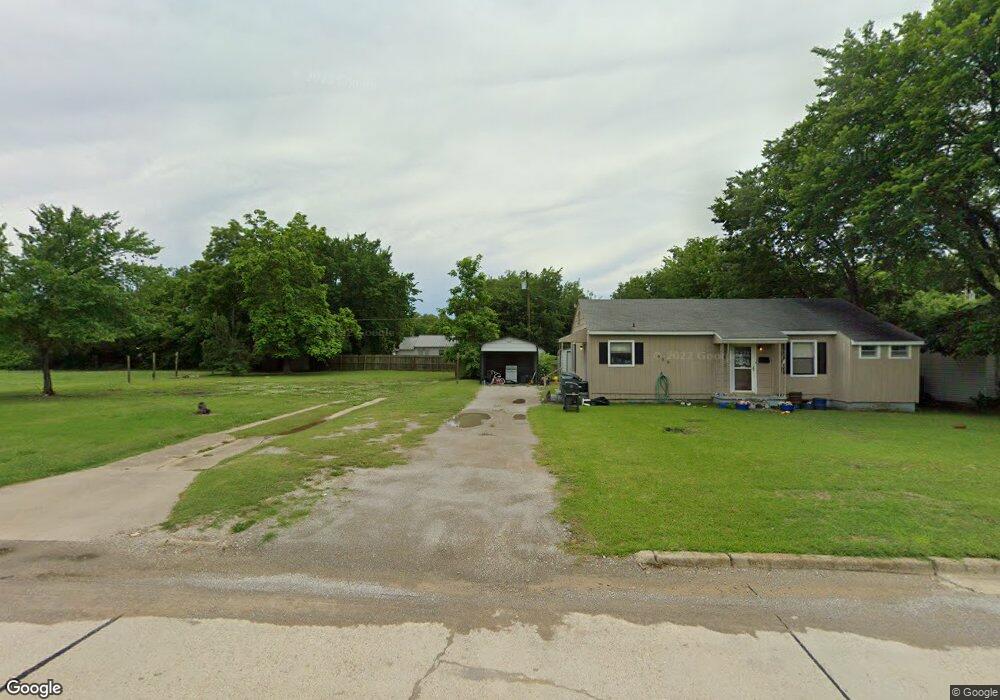 904 10th Ave NW, Ardmore, OK 73401 - photo 1