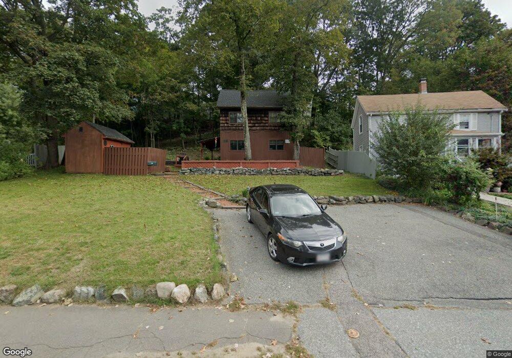 28 Cedar St, Wellesley Hills, MA 02481 - photo 1