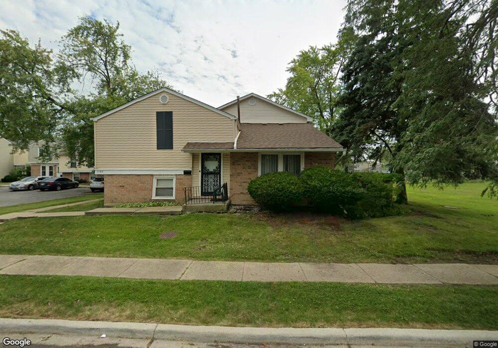 1155 Williamsburg Rd, Country Club Hills, IL 60478 - photo 1