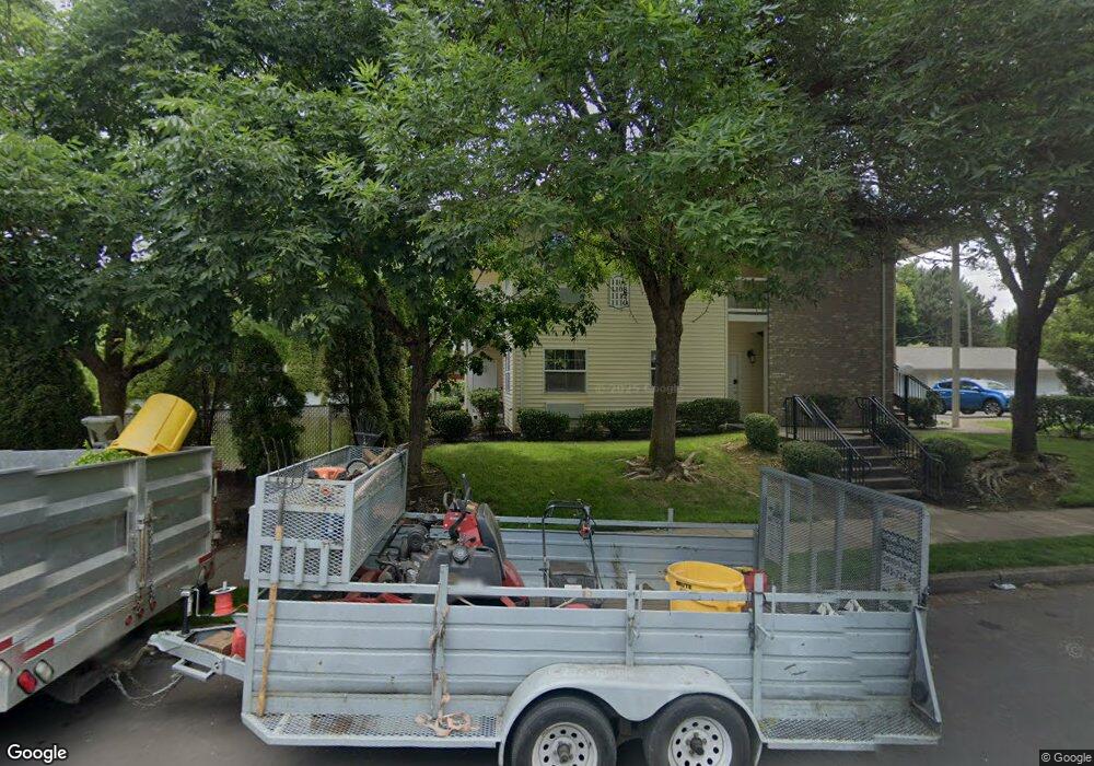 1116 NE Palmblad Dr unit 402, Gresham, OR 97030 - photo 1