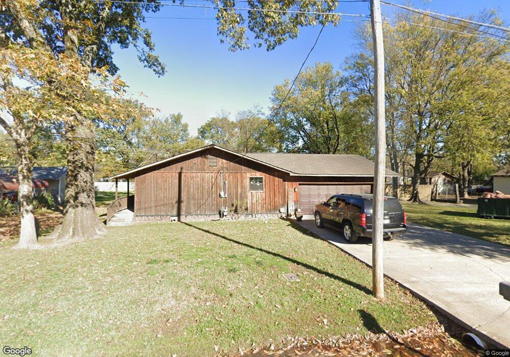 1001 E 1st St, Stuttgart, AR 72160 - photo 1