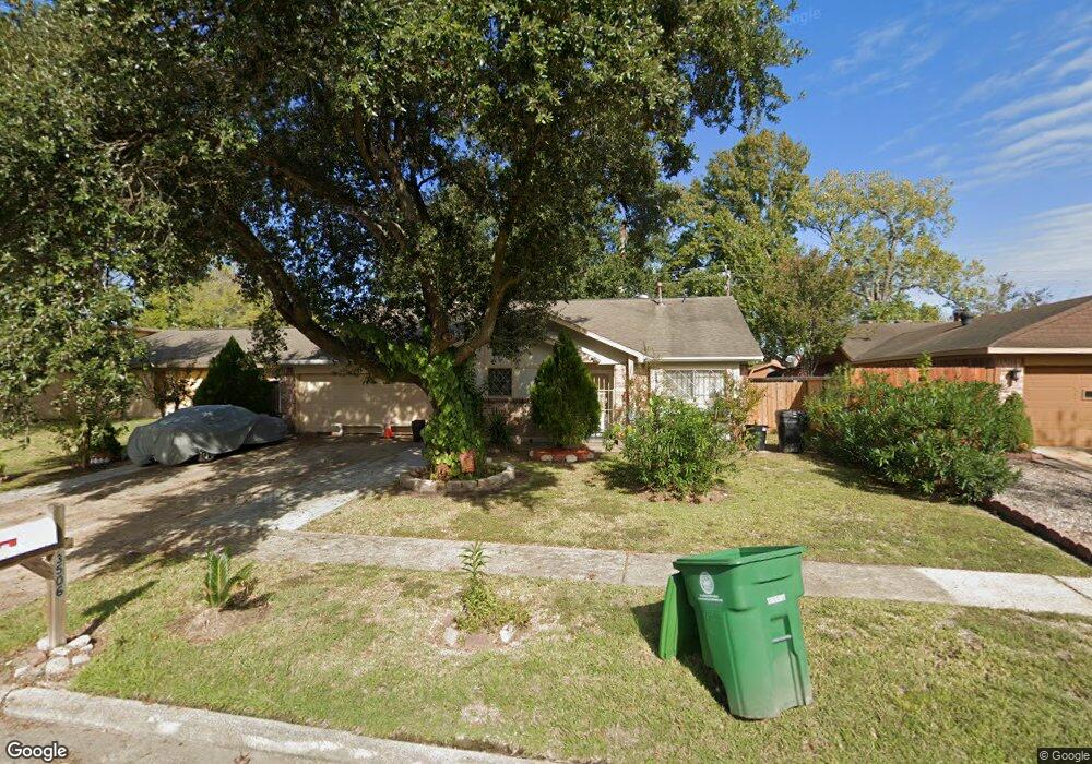 3506 Abinger Ln, Houston, TX 77088 - photo 1