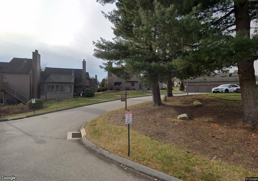 40 Hollister Way S, Glastonbury, CT 06033 - photo 1