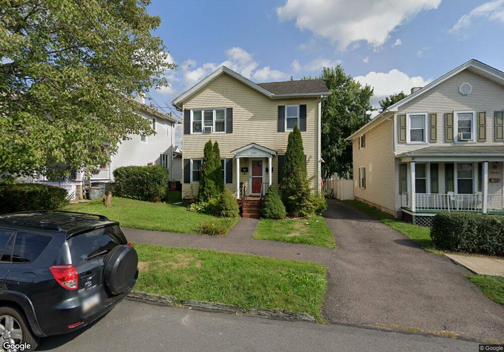 1044 N Irving Ave, Scranton, PA 18510 - photo 1