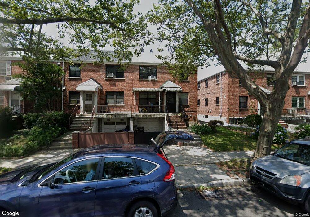 6516 Utopia Pkwy unit B, Fresh Meadows, NY 11365 - photo 1