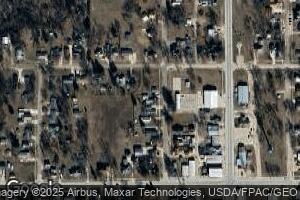 112 3rd St N, Hazleton, IA 50641