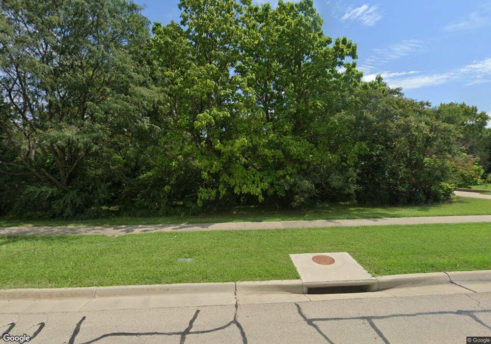 3422 SW Gage Blvd, Topeka, KS 66614 - photo 1