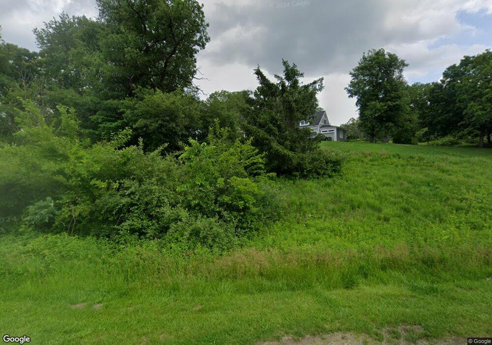 276 Abbotsford Rd, Cedar Rapids, IA 52403 - photo 1