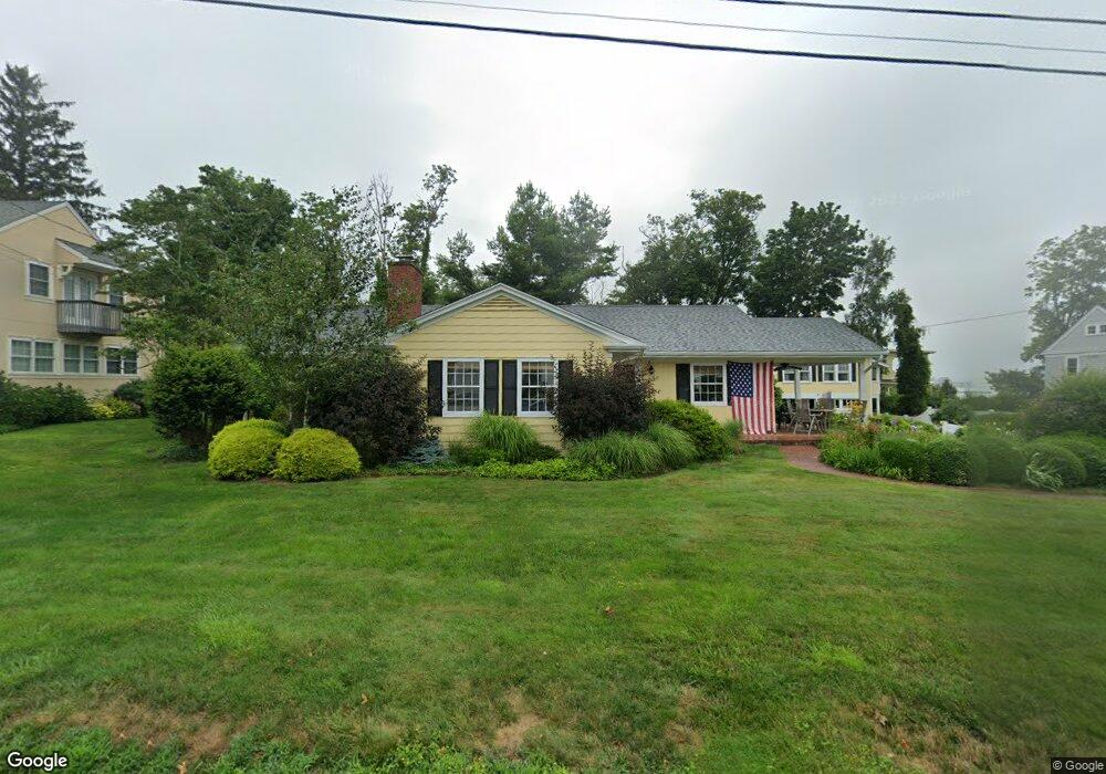 5 Montgomery Pkwy 117 Linden Ave, Branford, CT 06405 - photo 1