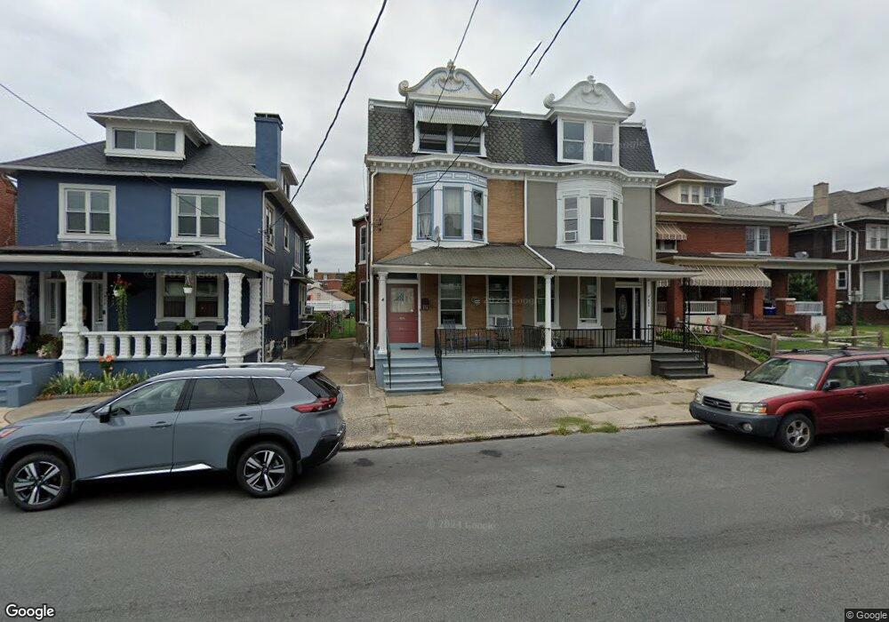 821 Locust St, Columbia, PA 17512 - photo 1