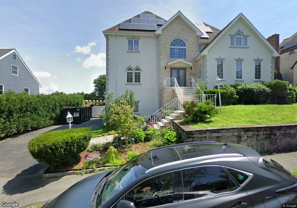 201 Gardiner Rd, Quincy, MA 02169 - photo 1