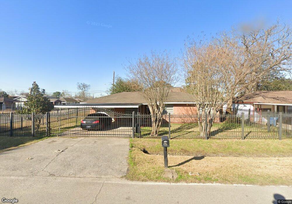 2203 Sunny Dr, Houston, TX 77093 - photo 1