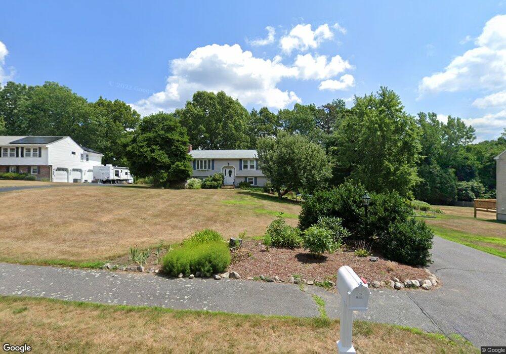 21 Holly Ln, Ashland, MA 01721 - photo 1