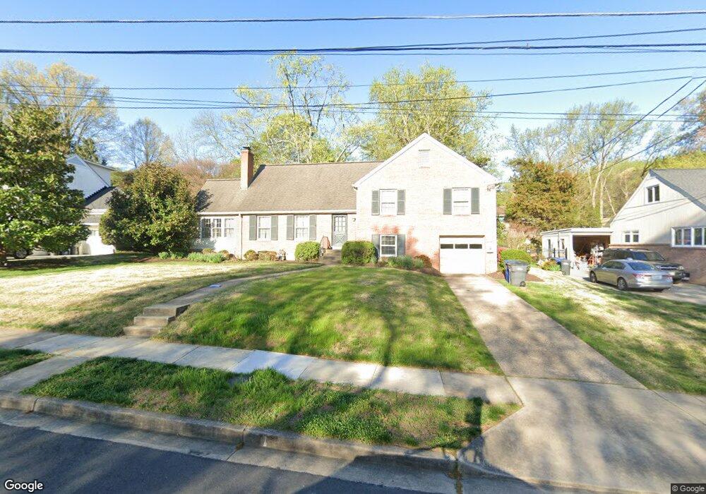 6904 Baylor Dr, Alexandria, VA 22307 - photo 1