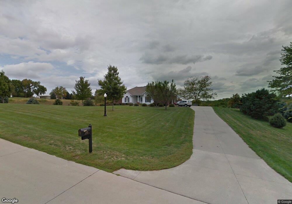 2855 N 18th Ave W, Newton, IA 50208 - photo 1