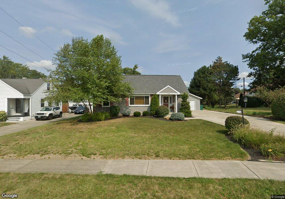 2408 W Spring St, Lima, OH 45805 - photo 1