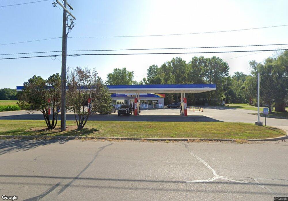 12710 Grafton Rd, Carleton, MI 48117 - photo 1