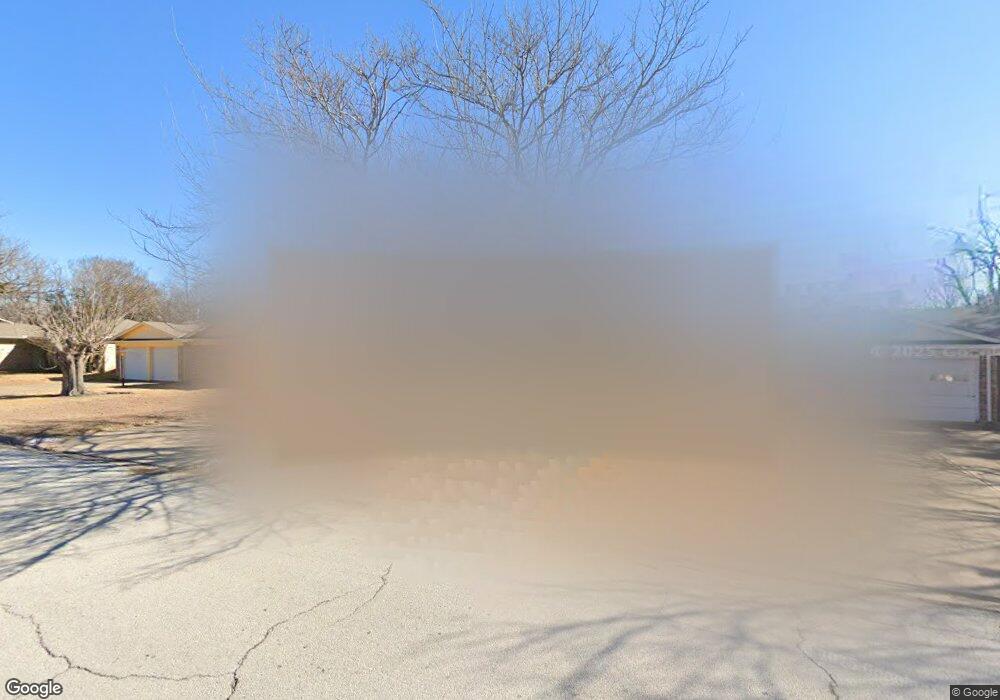 6633 Vega Dr, Fort Worth, TX 76133 - photo 1