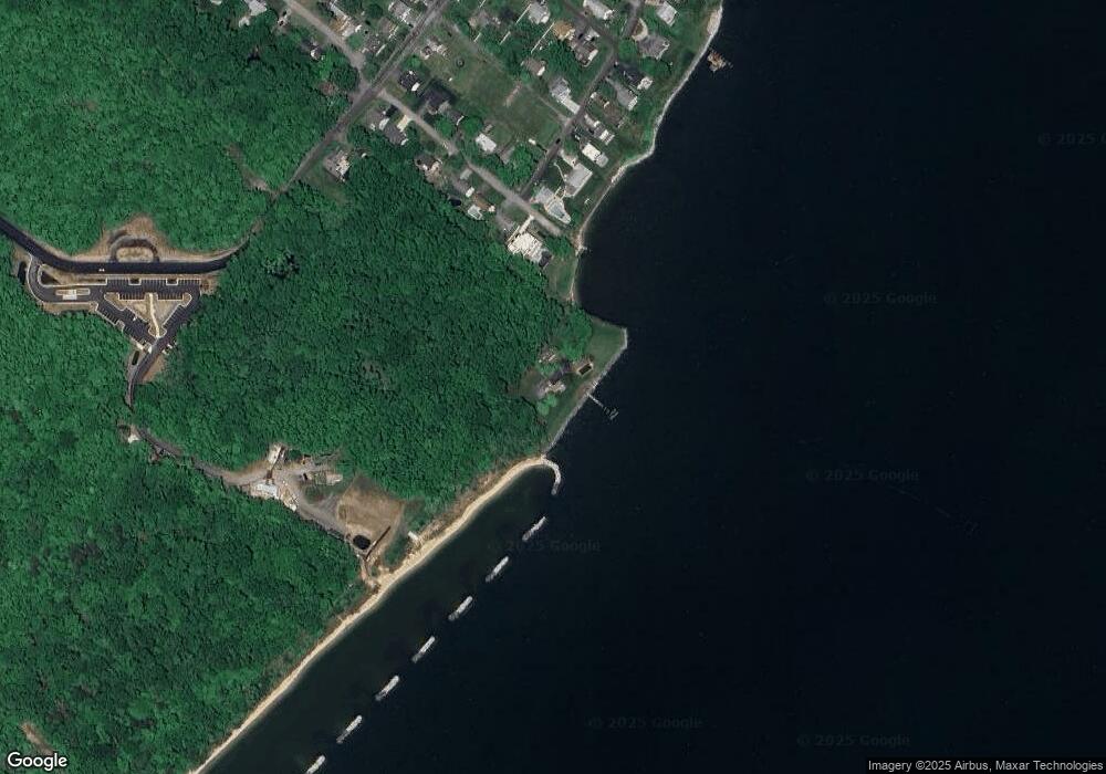 4249 Holly Point Rd, Edgewater, MD 21037 - photo 1