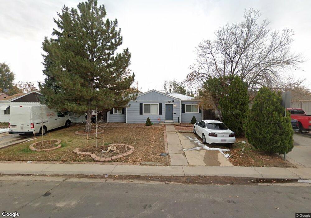 1710 Kingston St, Aurora, CO 80010 - photo 1