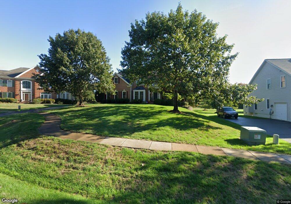 14514 Akker Ct, Gainesville, VA 20155 - photo 1