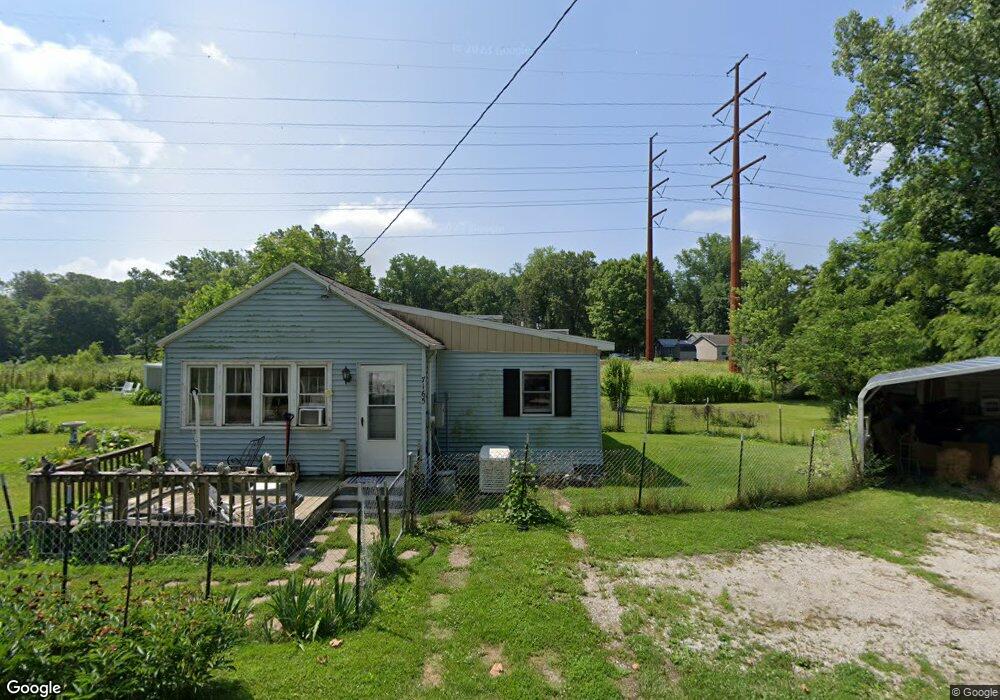 7165 E Lilly Ln, New Carlisle, IN 46552 - photo 1