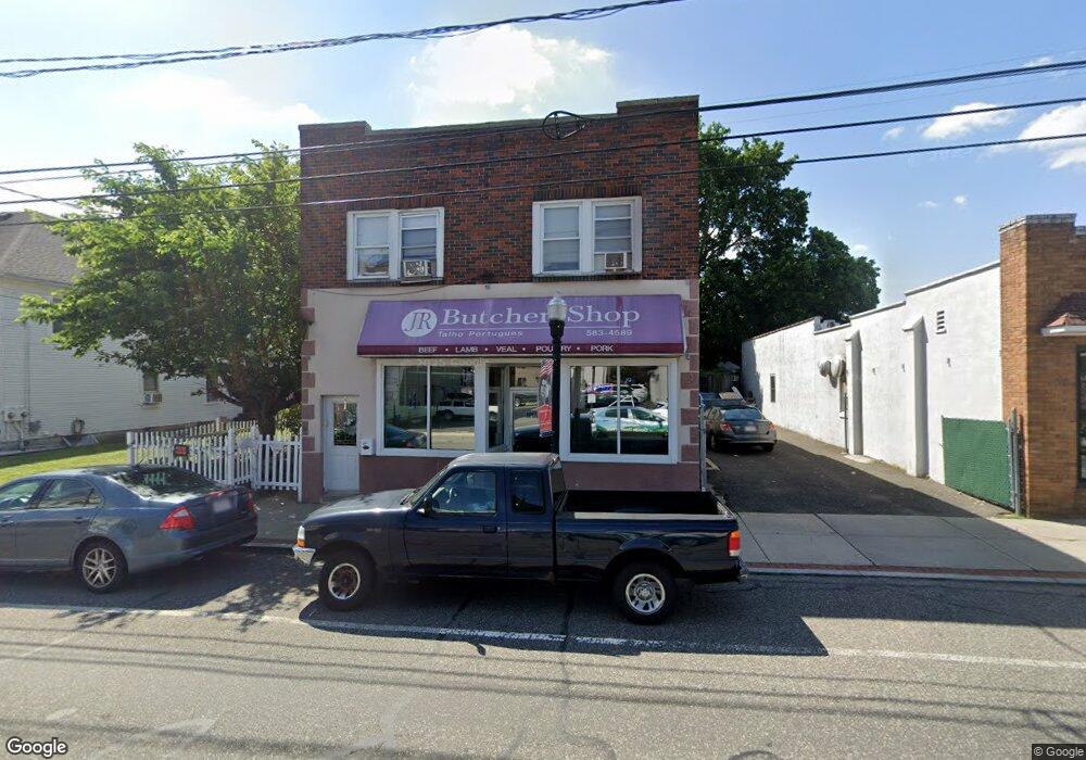 274 East St, Ludlow, MA 01056 - photo 1