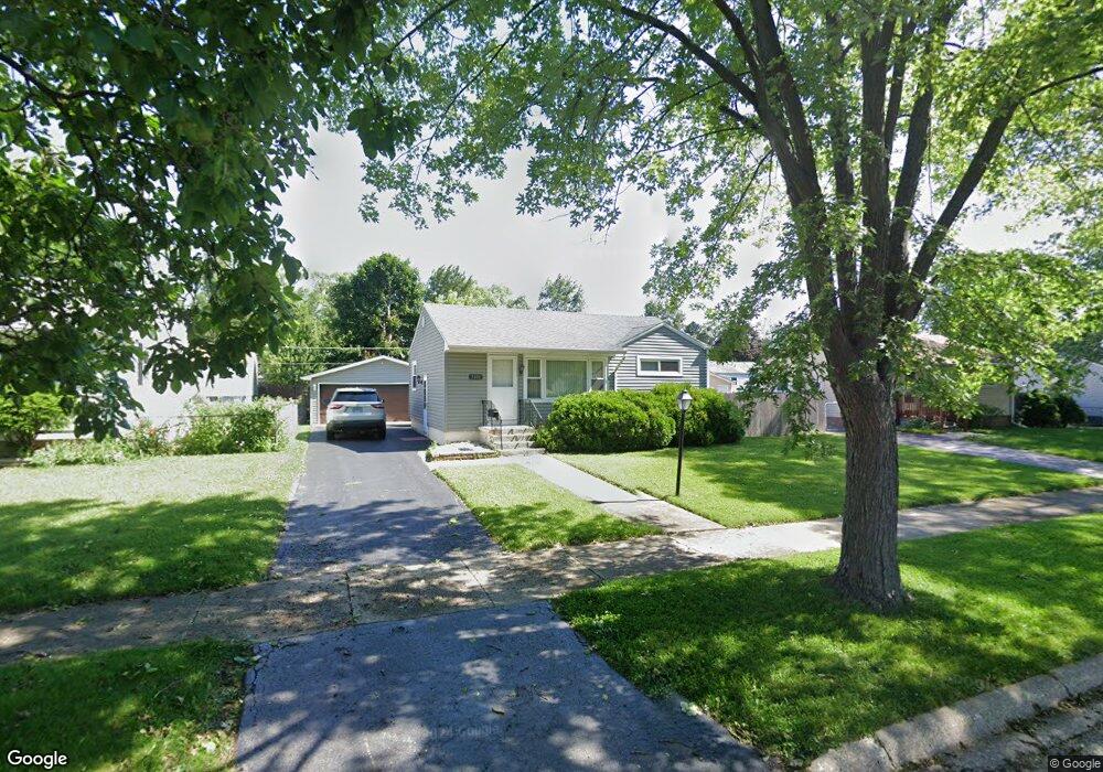 2400 Chinook Rd unit 1, Waukegan, IL 60087 - photo 1