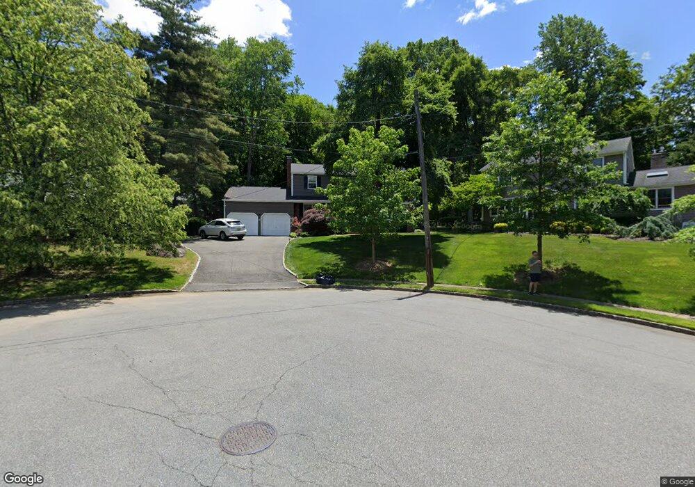 6 Side Hill Ct, Livingston, NJ 07039 - photo 1