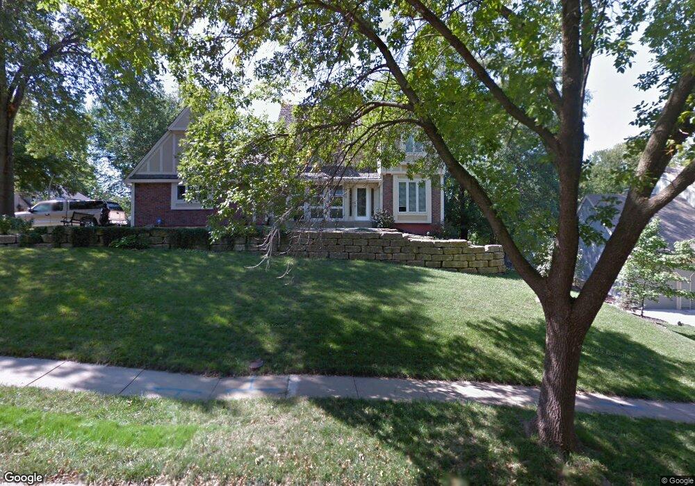 7928 Mullen Rd, Lenexa, KS 66215 - photo 1