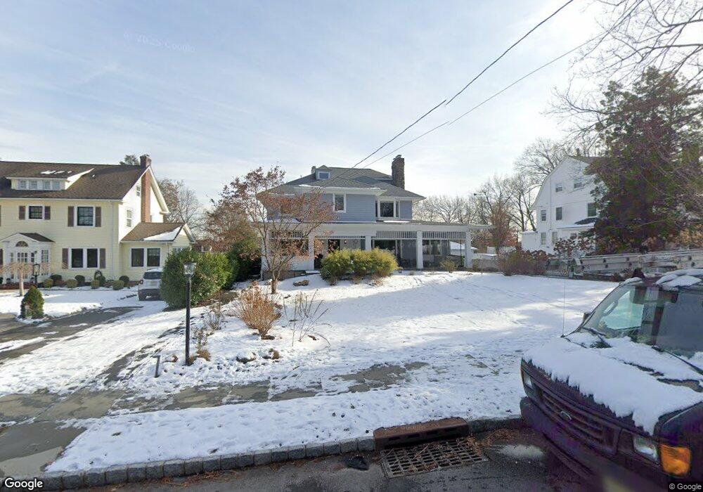 195 Christopher St, Montclair, NJ 07042 - photo 1