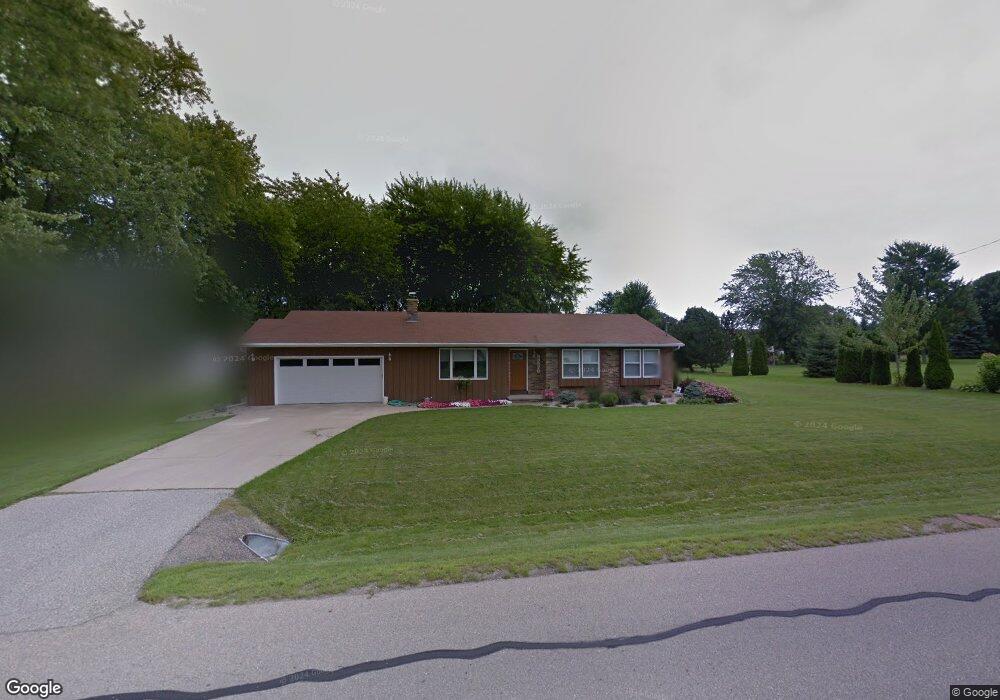 N9570 Noe Rd, Appleton, WI 54915 - photo 1