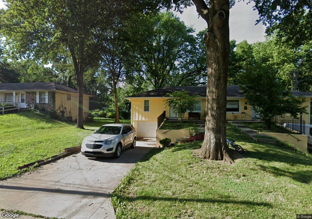 11415 W 55th Terrace, Shawnee, KS 66203 - photo 1