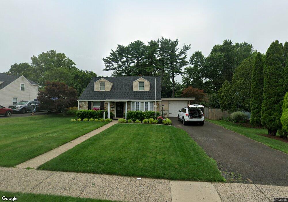 605 Haws Ln, Oreland, PA 19075 - photo 1