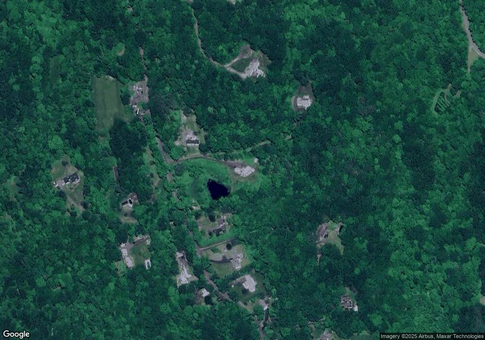 104 Quanopaug Trail, Woodbury, CT 06798 - photo 1