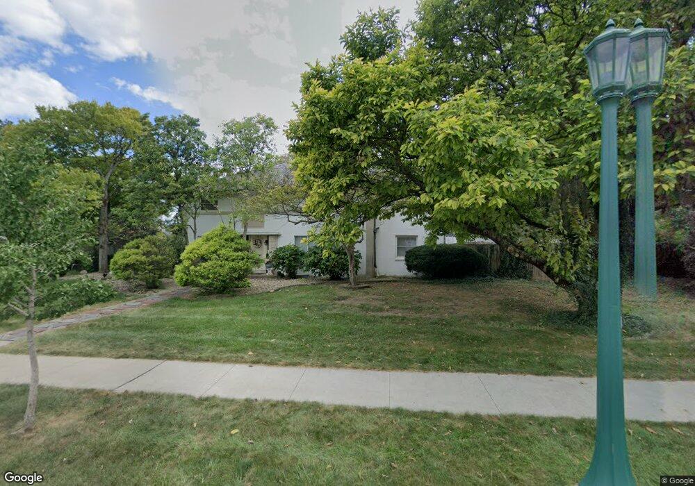 1685 Tremont Rd, Columbus, OH 43212 - photo 1