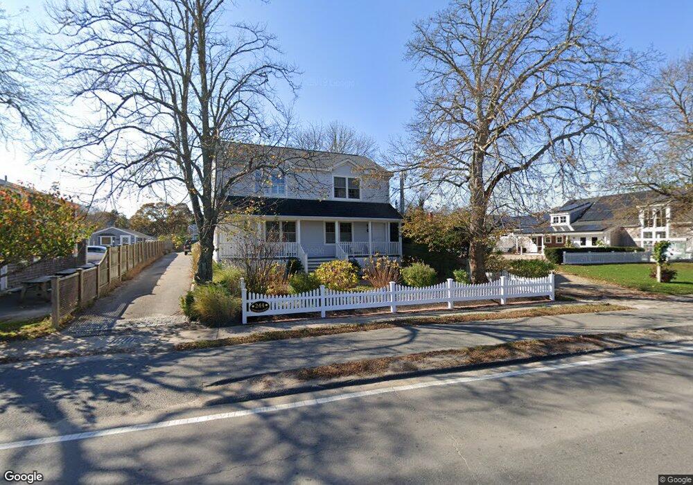 244 Upper Main St unit 1, Edgartown, MA 02539 - photo 1