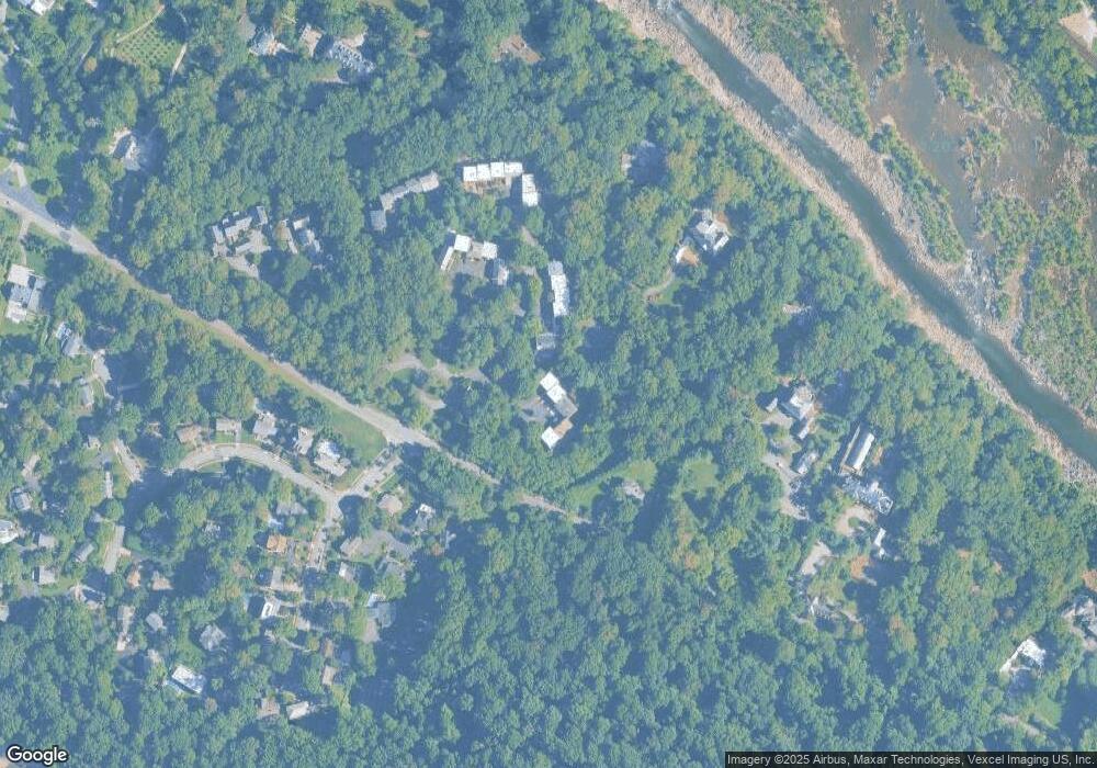 5708 Cricket Place unit 31, McLean, VA 22101 - photo 1