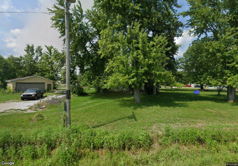 8654 E 1400th Ave, Effingham, IL 62401 - photo 1