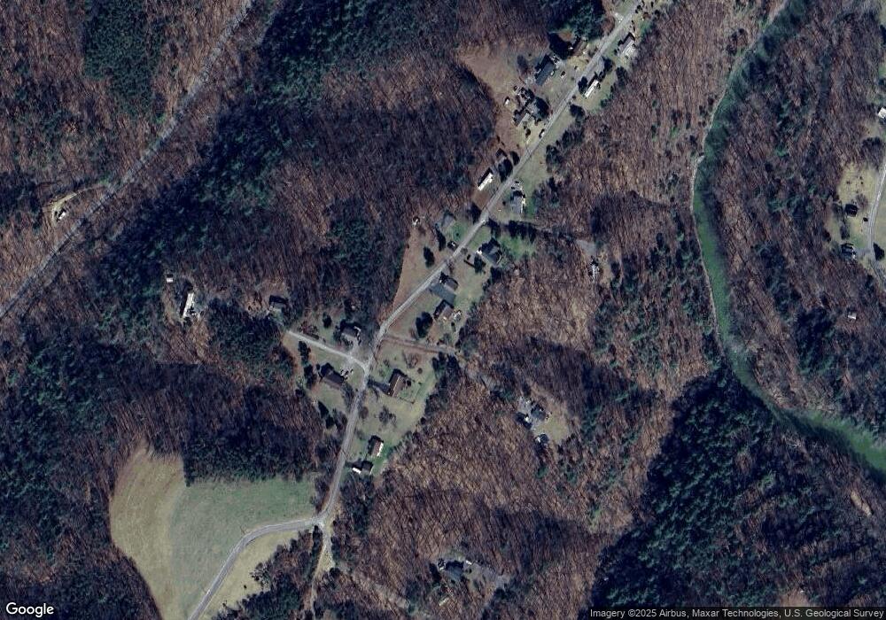 620 Longview Dr, Berkeley Springs, WV 25411 - photo 1