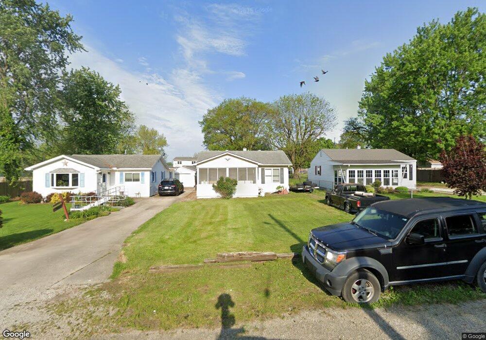 717 S 23rd St, Mattoon, IL 61938 - photo 1