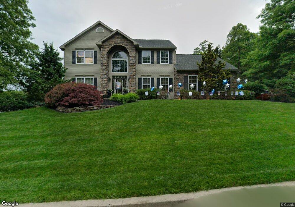 2001 Ridgeview Dr, Orwigsburg, PA 17961 - photo 1